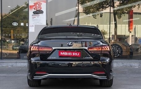 Lexus LS IV, 2022 год, 6 800 017 рублей, 8 фотография