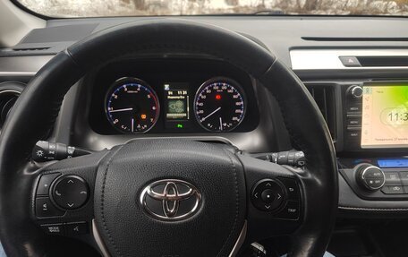 Toyota RAV4, 2017 год, 2 950 000 рублей, 7 фотография