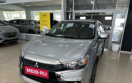 Mitsubishi Outlander III рестайлинг 3, 2017 год, 1 650 000 рублей, 1 фотография