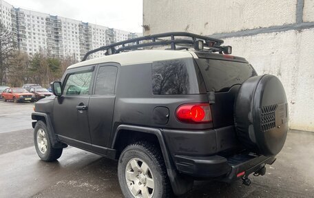 Toyota FJ Cruiser, 2006 год, 2 500 000 рублей, 4 фотография