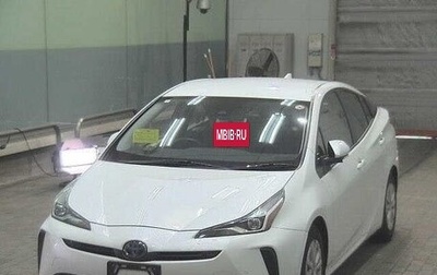 Toyota Prius IV XW50, 2022 год, 1 920 000 рублей, 1 фотография