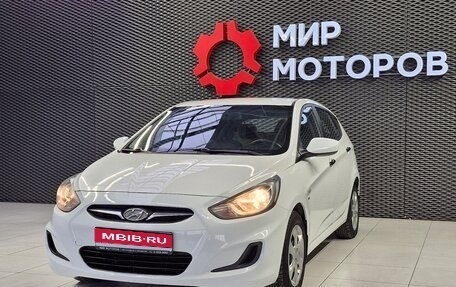 Hyundai Solaris II рестайлинг, 2014 год, 885 000 рублей, 1 фотография