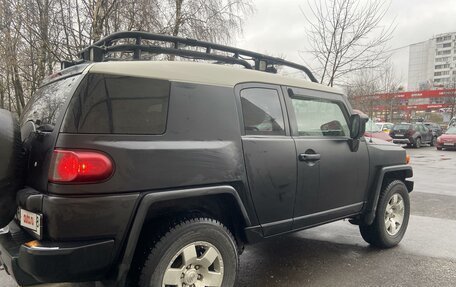 Toyota FJ Cruiser, 2006 год, 2 500 000 рублей, 9 фотография