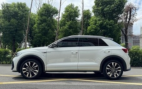 Volkswagen T-Roc I, 2022 год, 1 790 000 рублей, 7 фотография