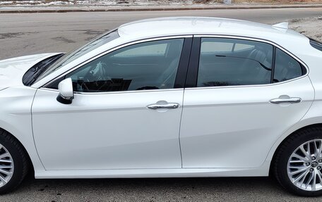 Toyota Camry, 2018 год, 2 900 000 рублей, 4 фотография