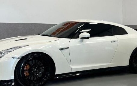 Nissan GT-R, 2021 год, 18 700 000 рублей, 4 фотография