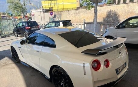 Nissan GT-R, 2021 год, 18 700 000 рублей, 3 фотография