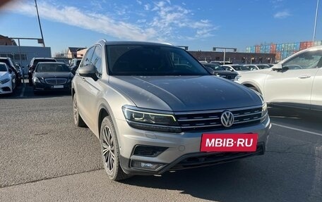 Volkswagen Tiguan II, 2017 год, 2 570 000 рублей, 3 фотография