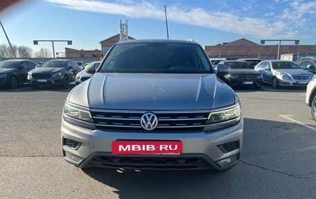 Volkswagen Tiguan II, 2017 год, 2 570 000 рублей, 2 фотография