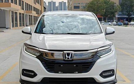 Honda Vezel, 2021 год, 1 620 000 рублей, 3 фотография