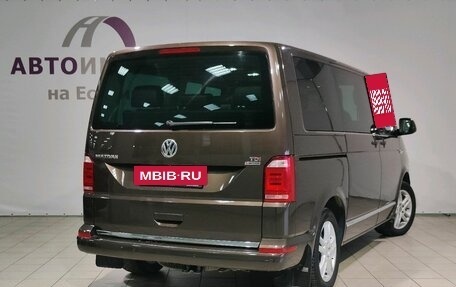 Volkswagen Multivan T6 рестайлинг, 2017 год, 3 400 000 рублей, 4 фотография