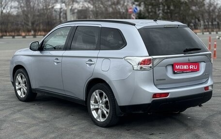 Mitsubishi Outlander III рестайлинг 3, 2012 год, 1 515 000 рублей, 7 фотография