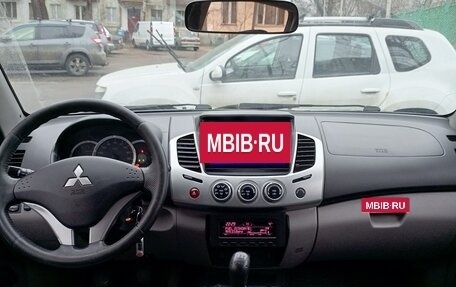 Mitsubishi L200 IV рестайлинг, 2012 год, 1 550 000 рублей, 2 фотография