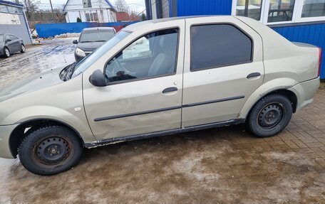 Renault Logan I, 2010 год, 220 000 рублей, 3 фотография