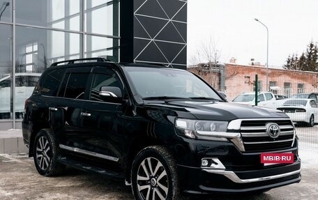 Toyota Land Cruiser 200, 2018 год, 9 200 000 рублей, 7 фотография