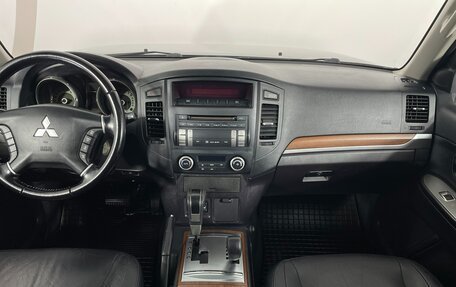 Mitsubishi Pajero IV, 2008 год, 1 895 000 рублей, 7 фотография