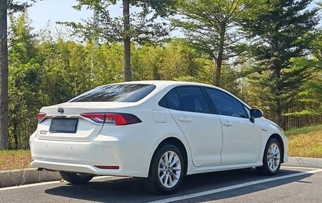 Toyota Corolla, 2021 год, 1 990 000 рублей, 7 фотография