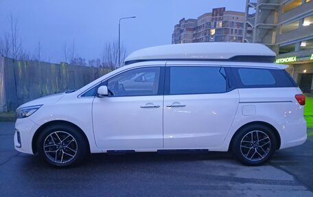 KIA Carnival III, 2018 год, 3 700 000 рублей, 8 фотография