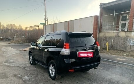 Toyota Land Cruiser Prado 150 рестайлинг 2, 2011 год, 2 490 000 рублей, 6 фотография