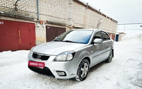 KIA Rio II, 2011 год, 770 000 рублей, 2 фотография