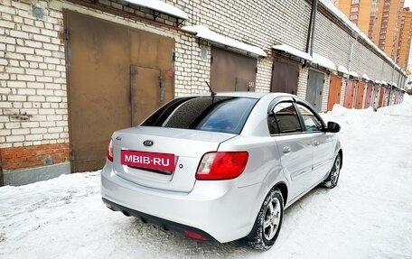 KIA Rio II, 2011 год, 770 000 рублей, 4 фотография