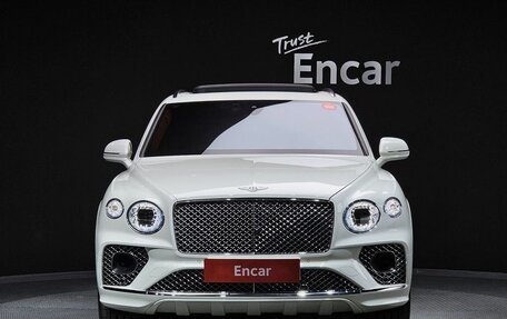 Bentley Bentayga I, 2022 год, 23 000 222 рублей, 2 фотография