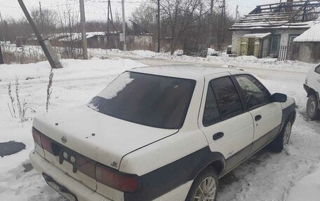 Nissan Sunny, 1992 год, 80 000 рублей, 3 фотография