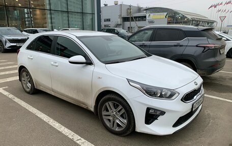 KIA cee'd III, 2019 год, 1 940 000 рублей, 2 фотография