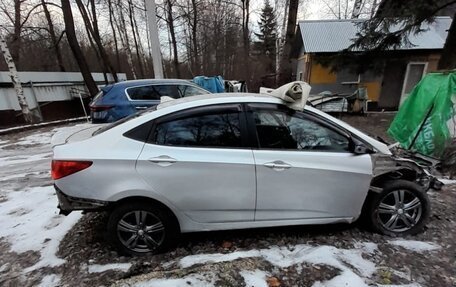 Hyundai Solaris II рестайлинг, 2012 год, 363 000 рублей, 1 фотография