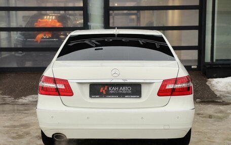 Mercedes-Benz E-Класс, 2010 год, 1 690 000 рублей, 4 фотография