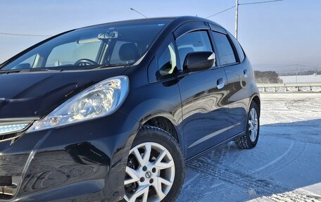 Honda Fit III, 2010 год, 830 000 рублей, 2 фотография