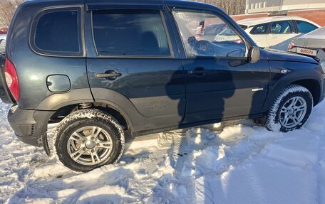 Chevrolet Niva I рестайлинг, 2011 год, 515 000 рублей, 2 фотография