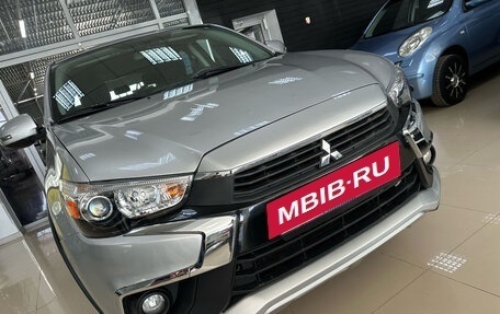 Mitsubishi Outlander III рестайлинг 3, 2017 год, 1 650 000 рублей, 3 фотография