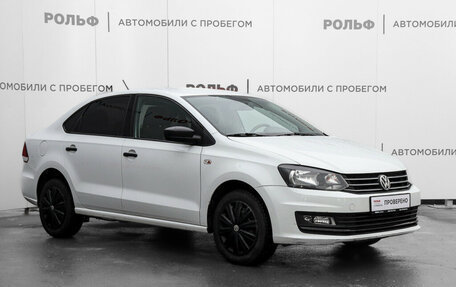 Volkswagen Polo VI (EU Market), 2017 год, 1 030 000 рублей, 3 фотография