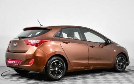 Hyundai i30 II рестайлинг, 2013 год, 900 000 рублей, 5 фотография