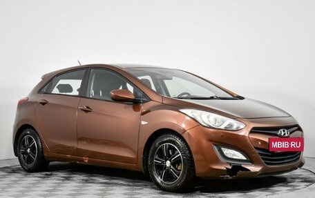 Hyundai i30 II рестайлинг, 2013 год, 900 000 рублей, 3 фотография