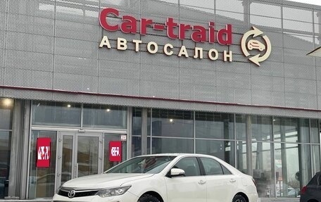 Toyota Camry, 2017 год, 2 385 000 рублей, 1 фотография