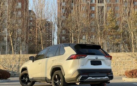 Toyota RAV4, 2020 год, 2 662 000 рублей, 6 фотография