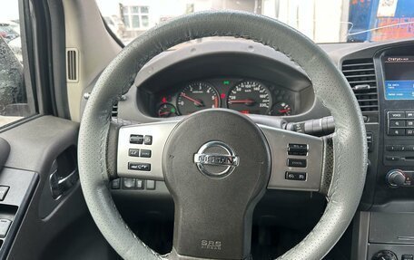 Nissan Navara (Frontier), 2010 год, 1 399 000 рублей, 10 фотография