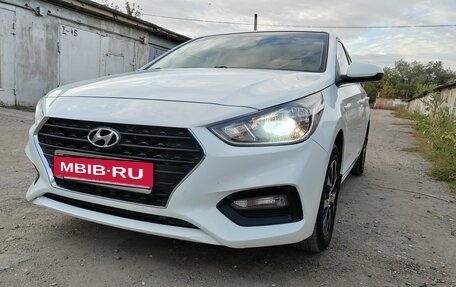 Hyundai Solaris II рестайлинг, 2018 год, 1 450 000 рублей, 2 фотография