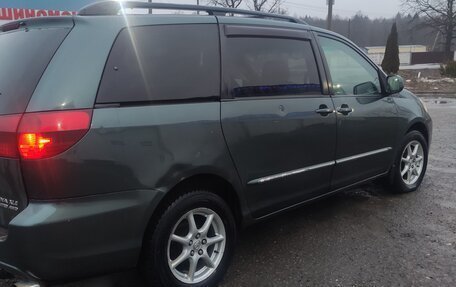 Toyota Sienna II рестайлинг, 2005 год, 1 350 000 рублей, 4 фотография