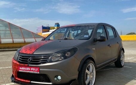 Renault Sandero I, 2011 год, 900 000 рублей, 1 фотография