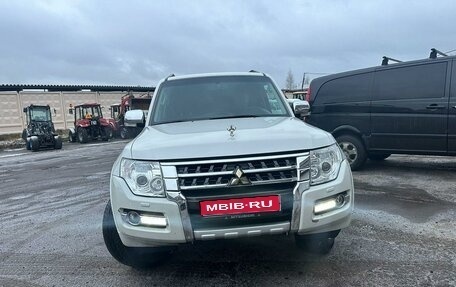 Mitsubishi Pajero IV, 2019 год, 3 499 999 рублей, 1 фотография