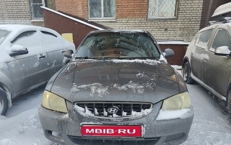 Hyundai Accent II, 2004 год, 215 000 рублей, 1 фотография