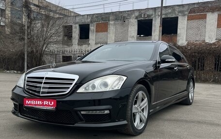 Mercedes-Benz S-Класс, 2006 год, 1 100 000 рублей, 1 фотография