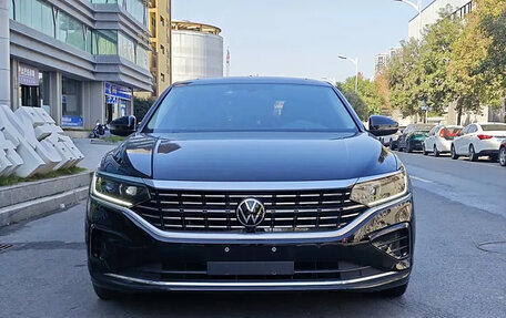 Volkswagen Passat B8 рестайлинг, 2022 год, 2 395 000 рублей, 2 фотография