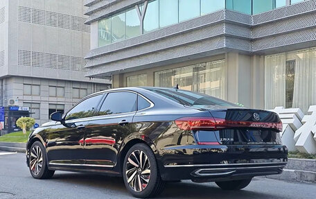 Volkswagen Passat B8 рестайлинг, 2022 год, 2 395 000 рублей, 7 фотография