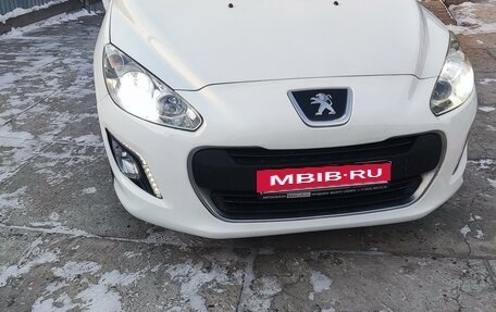 Peugeot 308 II, 2011 год, 700 000 рублей, 5 фотография