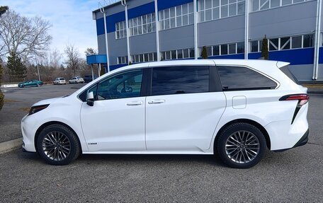 Toyota Sienna, 2020 год, 5 350 000 рублей, 7 фотография