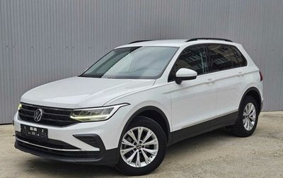 Volkswagen Tiguan II, 2021 год, 2 580 000 рублей, 1 фотография